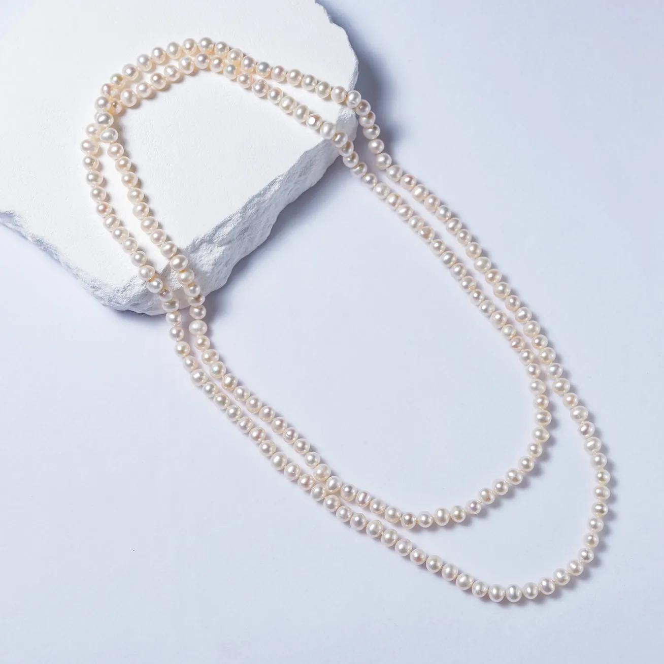 1.2 Meter Long Freshwater Pearl Necklace WN00610