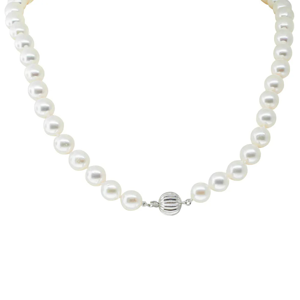 18ct White Gold Akoya Pearl Strand