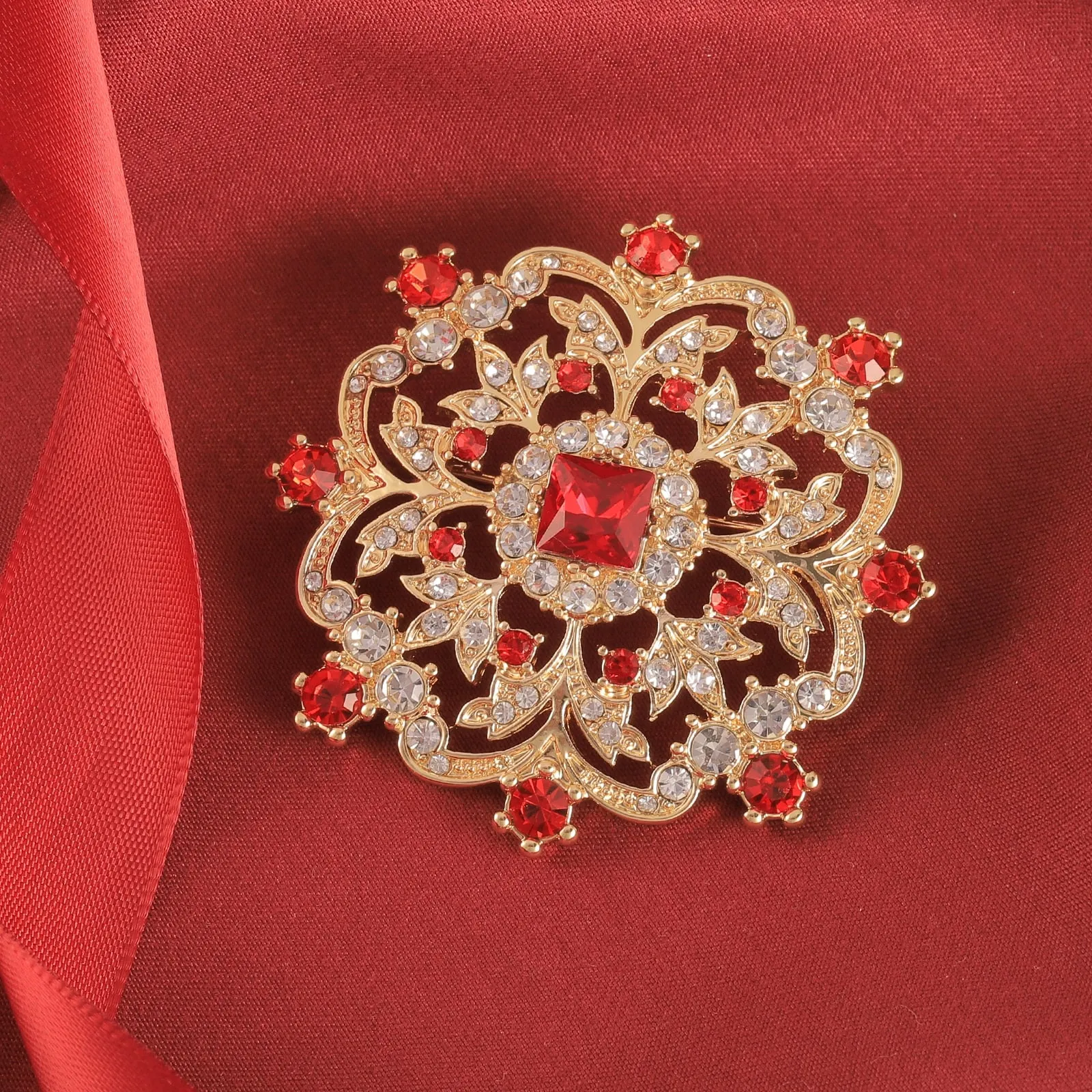 Fashion Large Flower Brooches