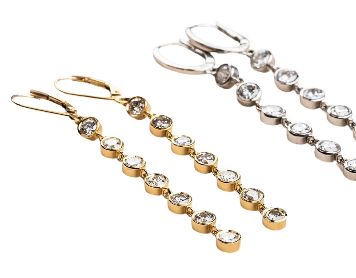 Glamourous Bezel-Set Diamond Dangle Earrings