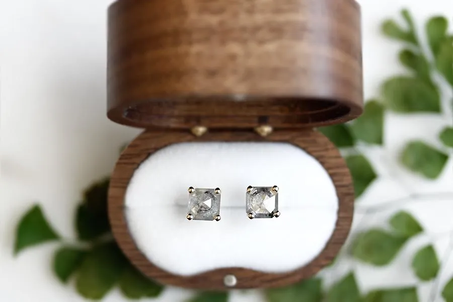 Gray Faceted Diamond Studs