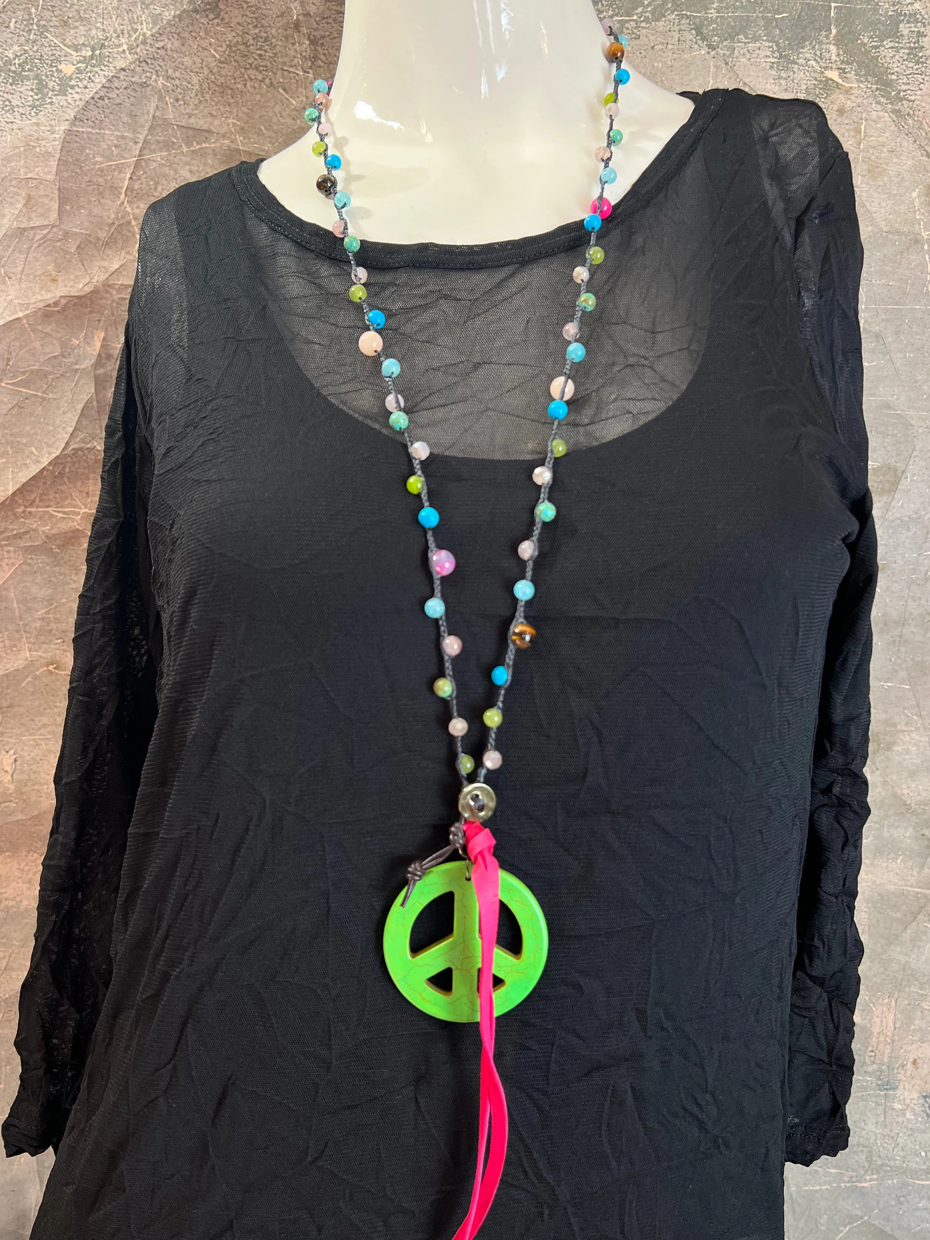 Handbeaded Peace Sign Necklaces-GREEN