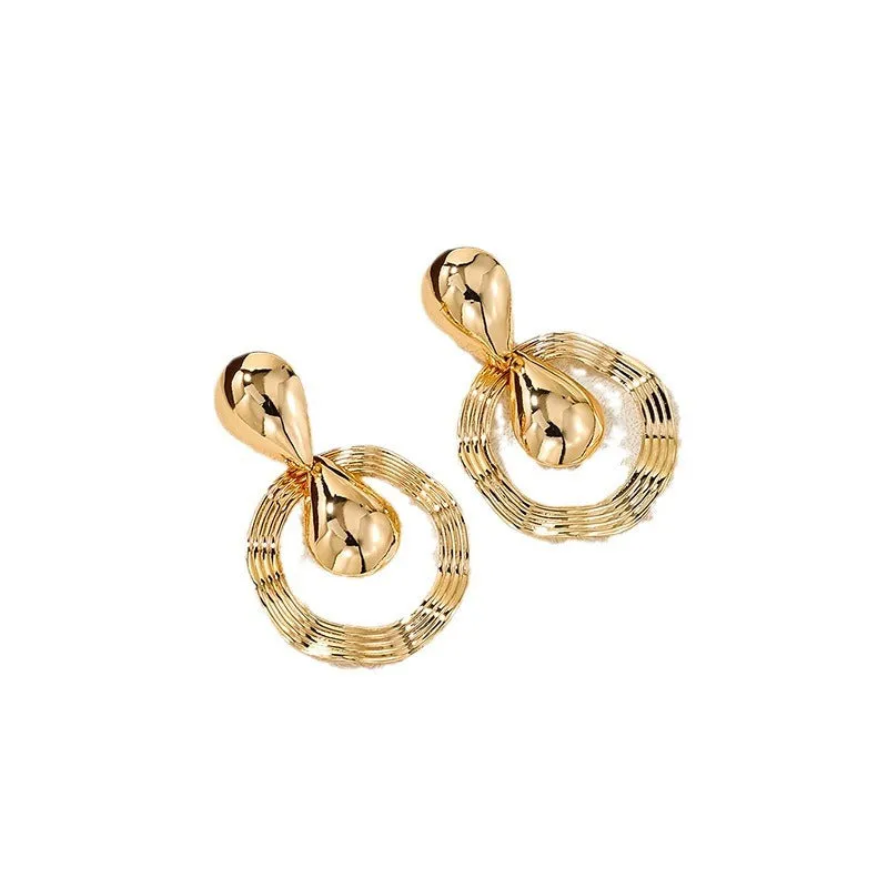 Luxurious Long Water Droplet Shaped Earrings Set with Circular Design, Wholesale Opportunity