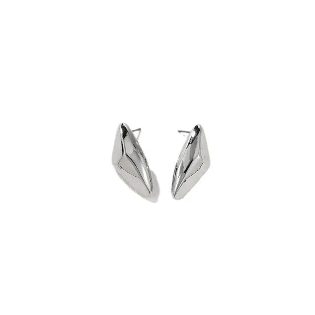 Luxurious Retro Geometric Metal Earrings - Vienna Verve Collection