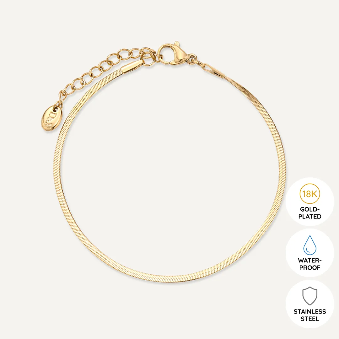 Vibes | Subtle Glow Clasp Bracelet | 18K Gold-Plated